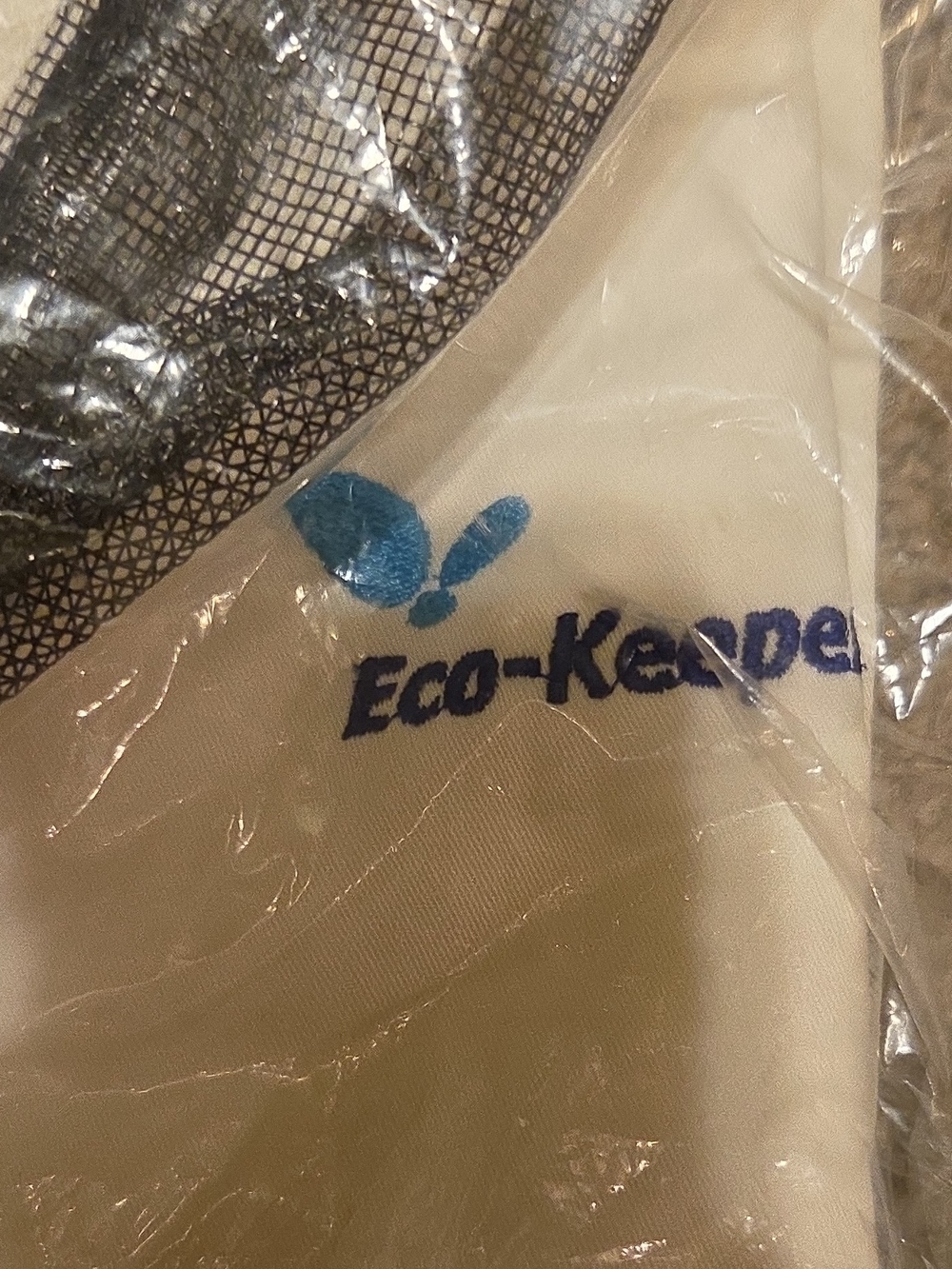 Eco-keeper BEE KEEPER Coverall w/ Hood Unisex Size 3XL and Full Gloves.
